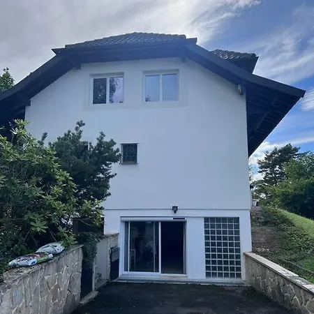 Apartment Bellevue De *